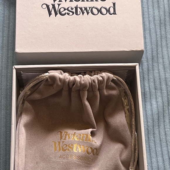 Vivienne Westwood Heart and Diamanté Silver Necklace - Picture 7 of 7